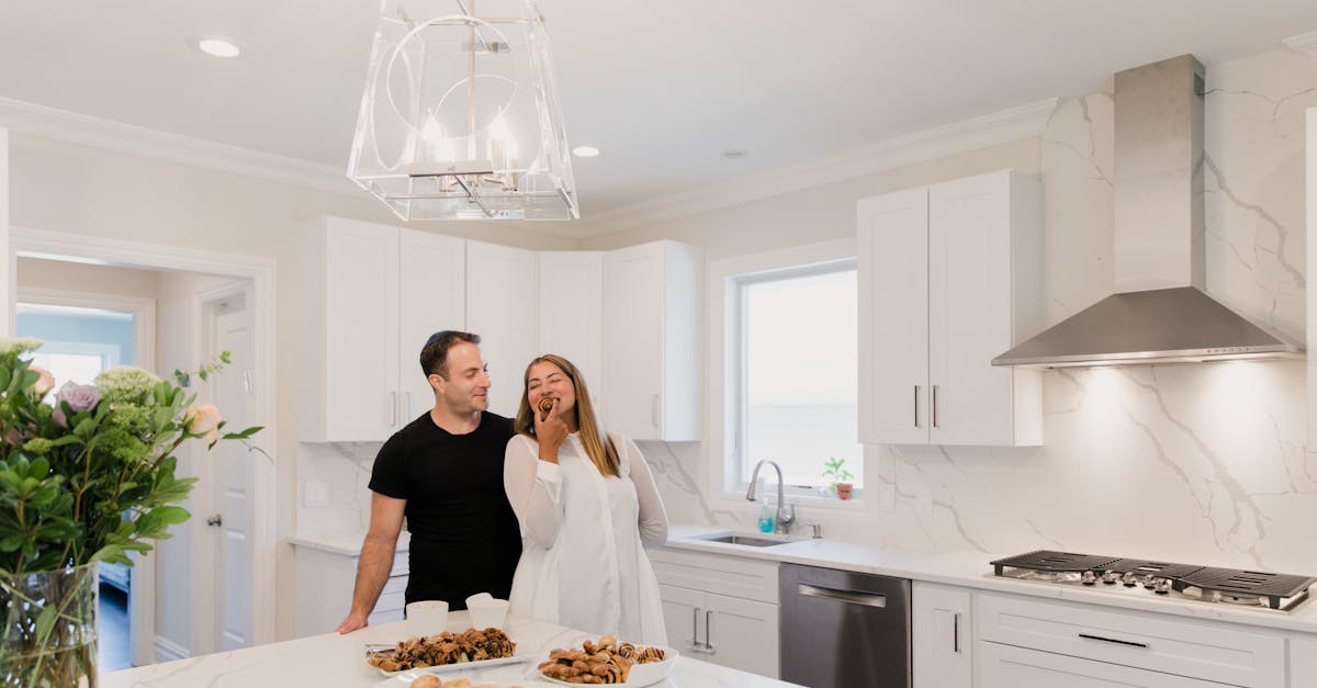 What are the indicators of peace in the home?