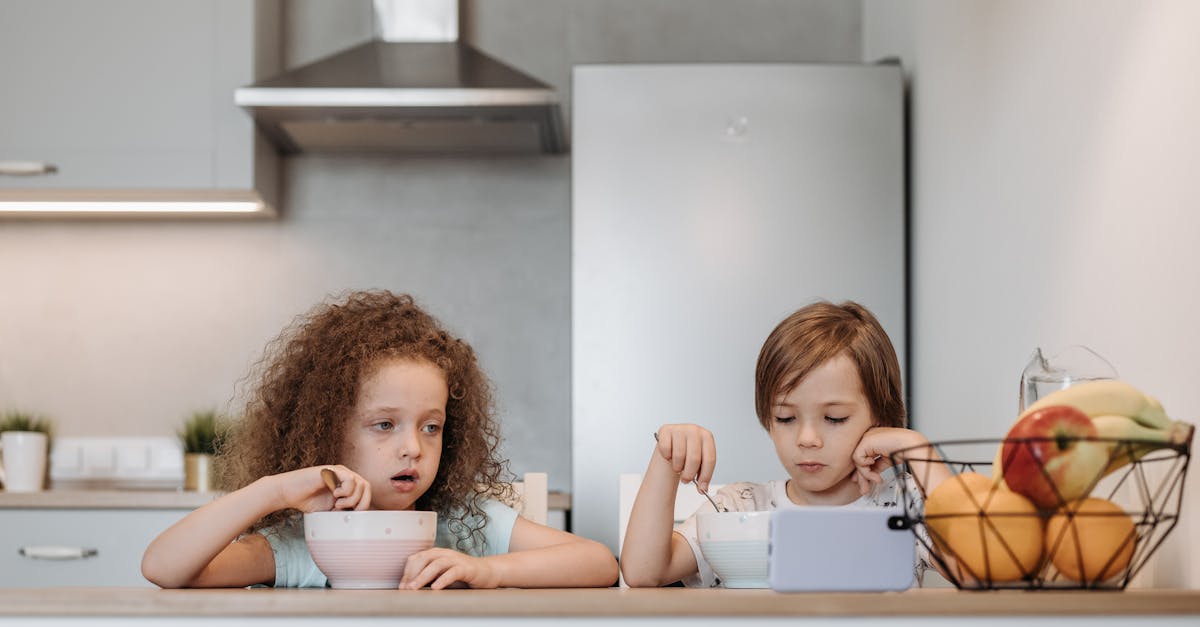 What is the 5 5 5 rule for decluttering?